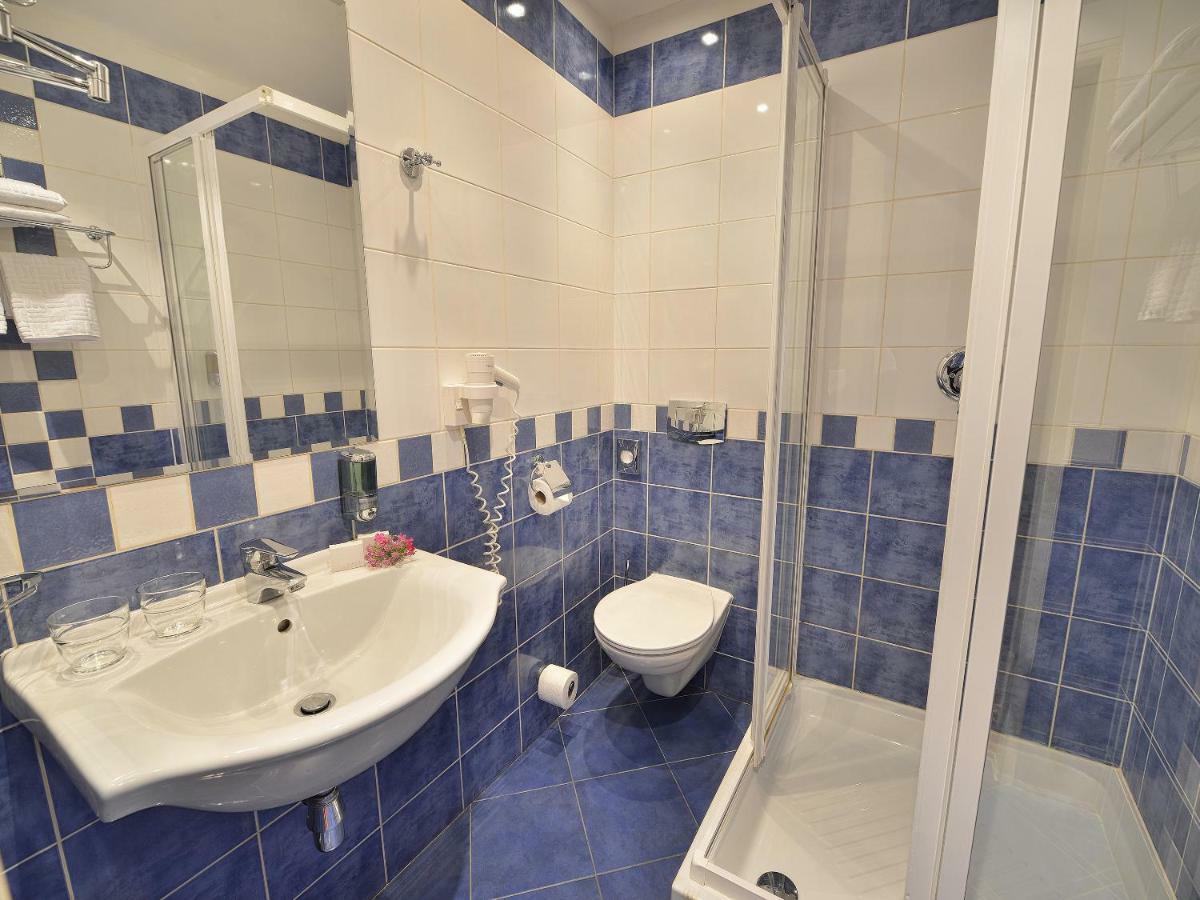Ea Jeleni Dvur Castle Hotel Praha