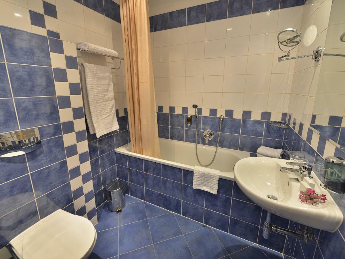 Ea Jeleni Dvur Castle 3* Praha